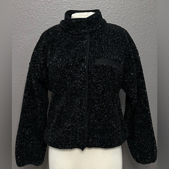 Offline by Aerie Womens Black & Grey Speckled Sherpa Jacket Size Small - Picture 3 of 9